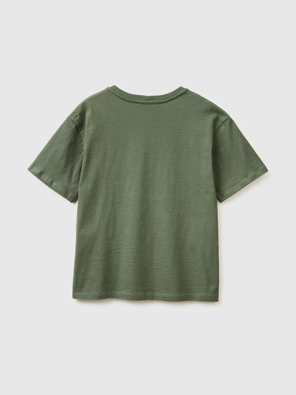 V-neck t-shirt in lightweight cotton - ucb_image_BS