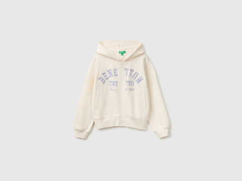 Casaco com capuz e bolso pequeno - ucb_image_FS