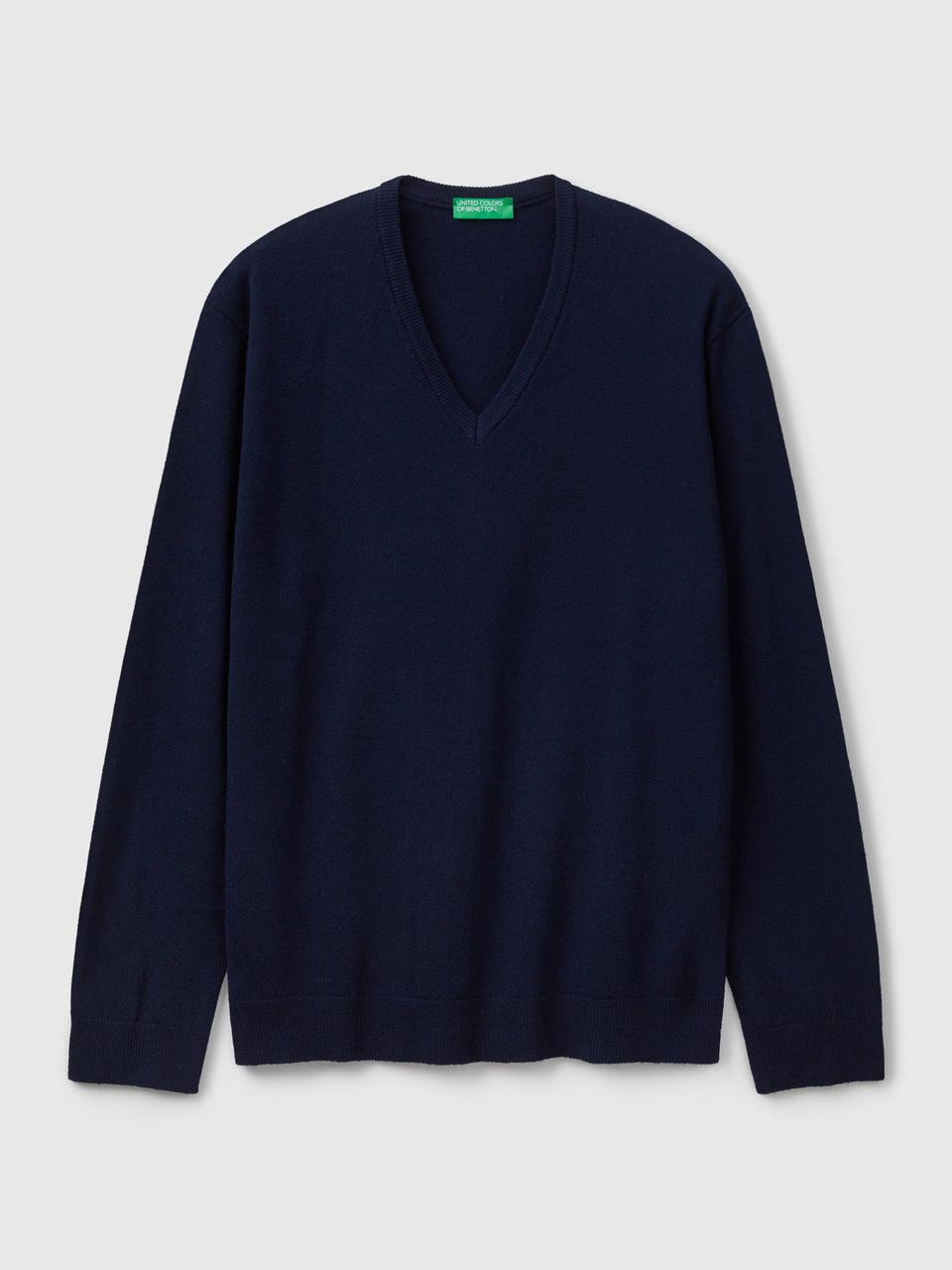 Camisola decote em V azul-escuro em pura lã Merino - ucb_image_FS