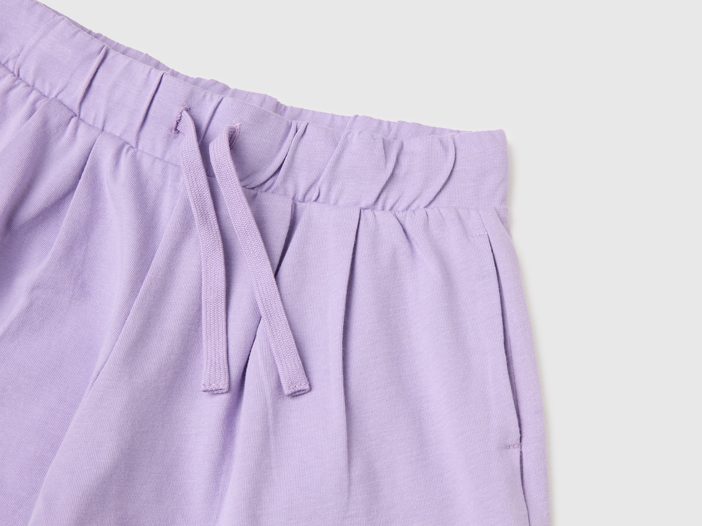 Bermuda shorts with drawstring - ucb_image_DS1