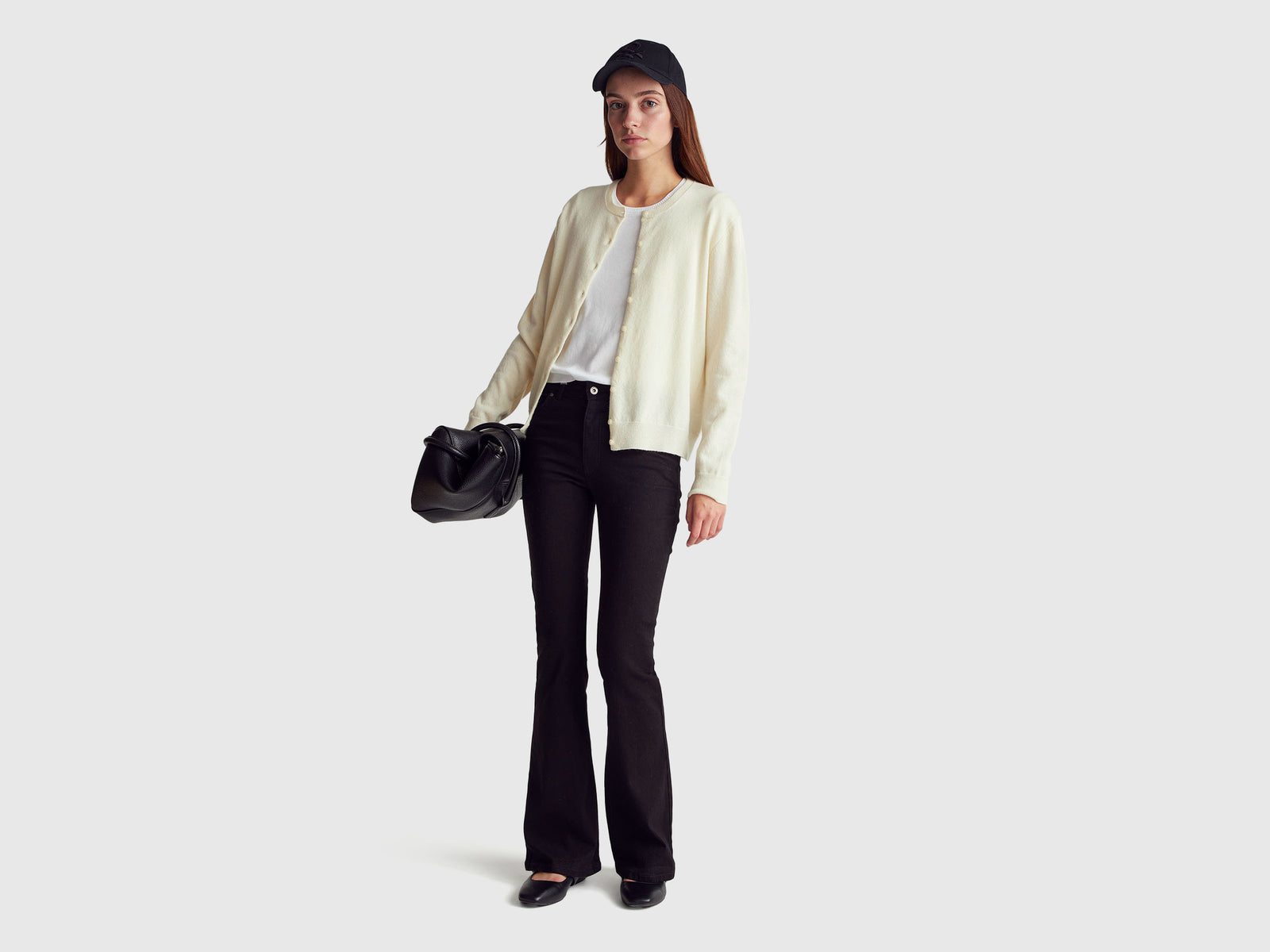 Cream crew neck cardigan in pure Merino wool