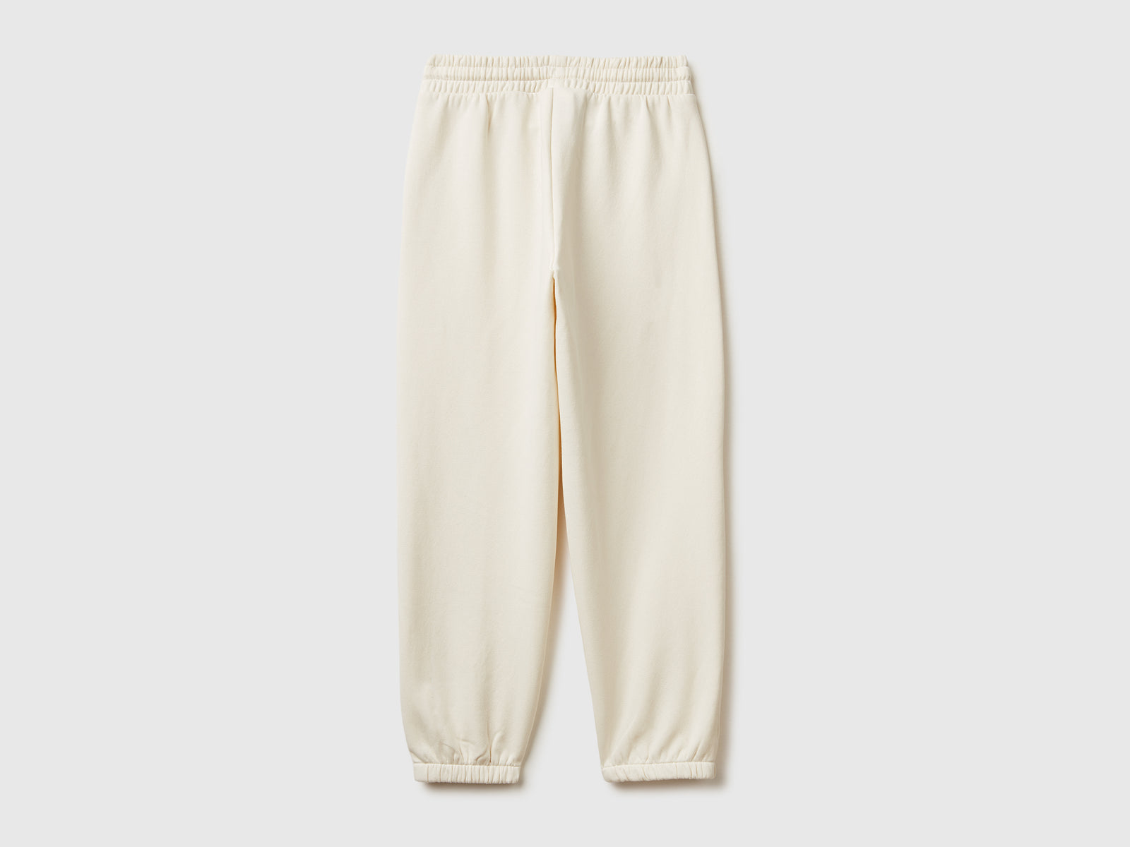 Joggers em felpo com cordão de ajuste - ucb_image_BS