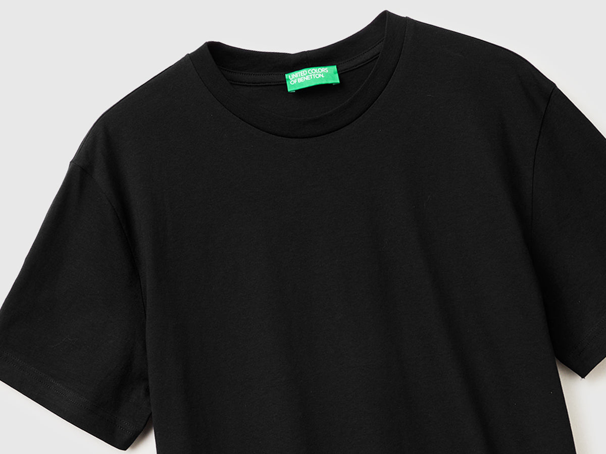 T-shirt preta - ucb_image_DS1