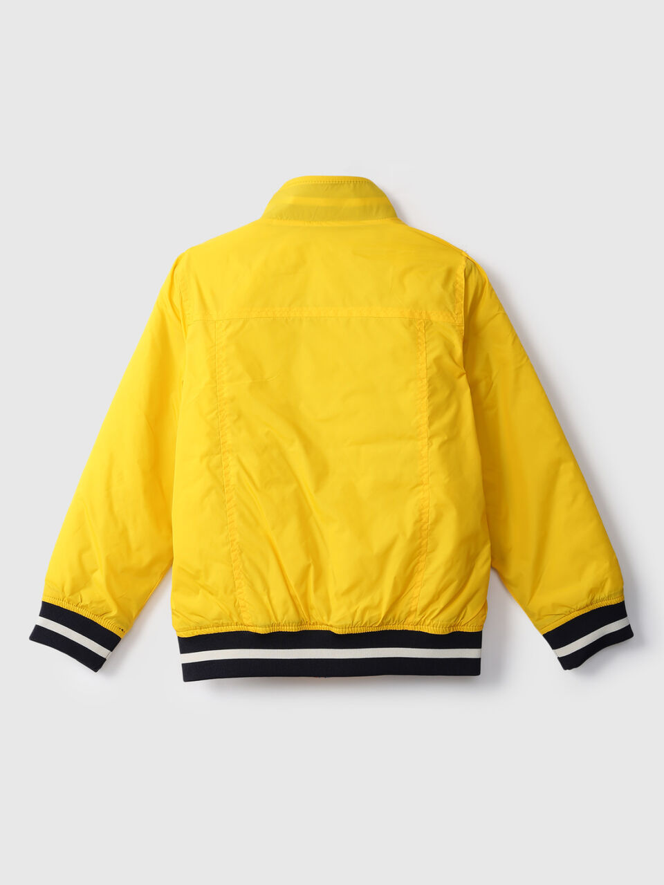 REVERSIBLE JACKET WITH AOP AND BADGE image number 2