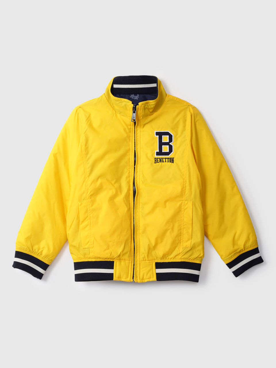 REVERSIBLE JACKET WITH AOP AND BADGE image number 1