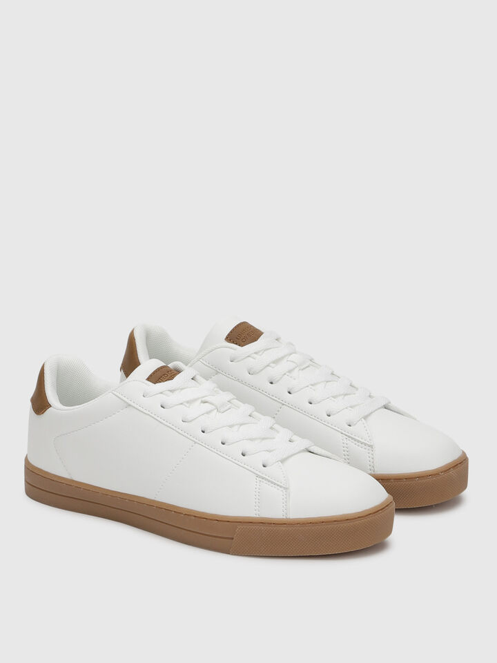 SNEAKER WITH DECO STITC