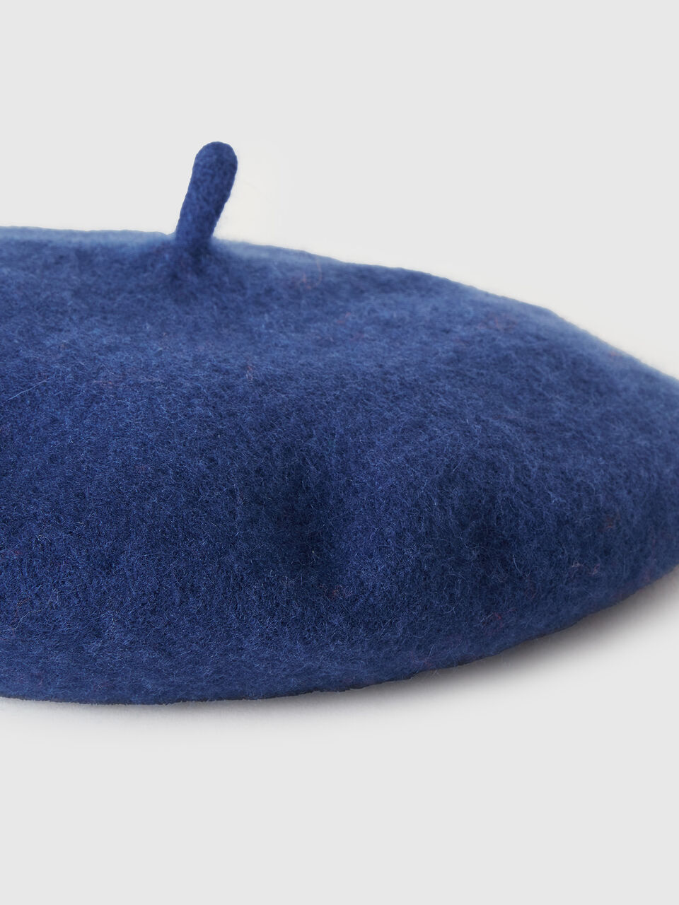 HAT Women image number null