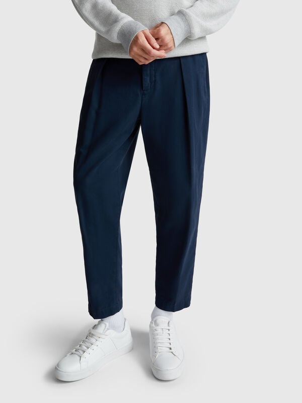 Carrot fit chinos Men