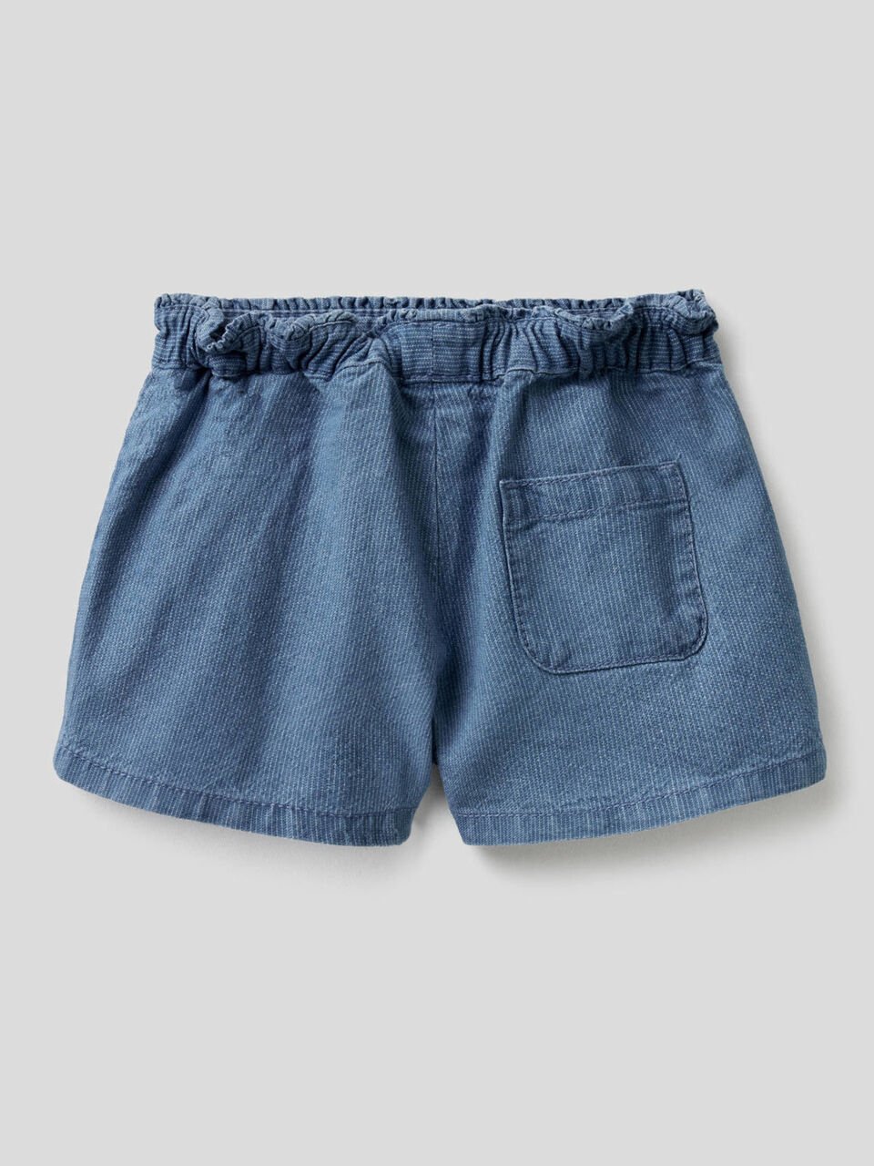 Shorts in ribbed denim image number 2