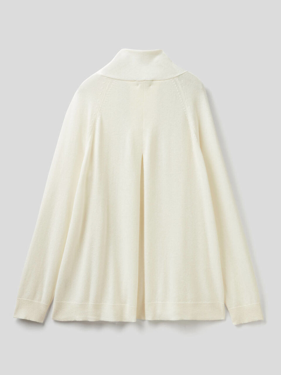 Cardigan with pleat on the back image number 2