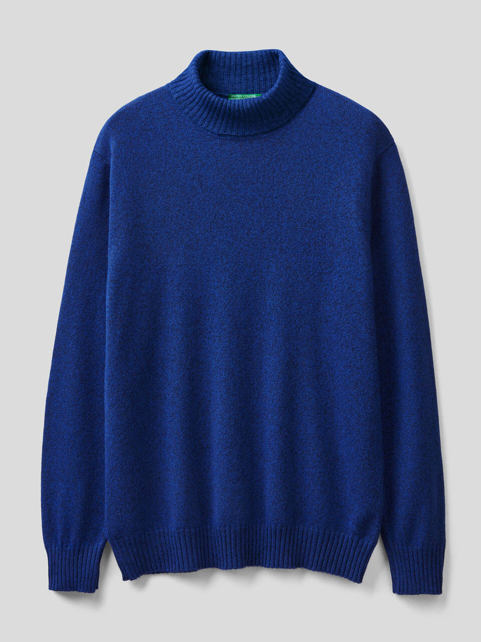 Turtleneck sweater in cashmere and wool blend image number 1