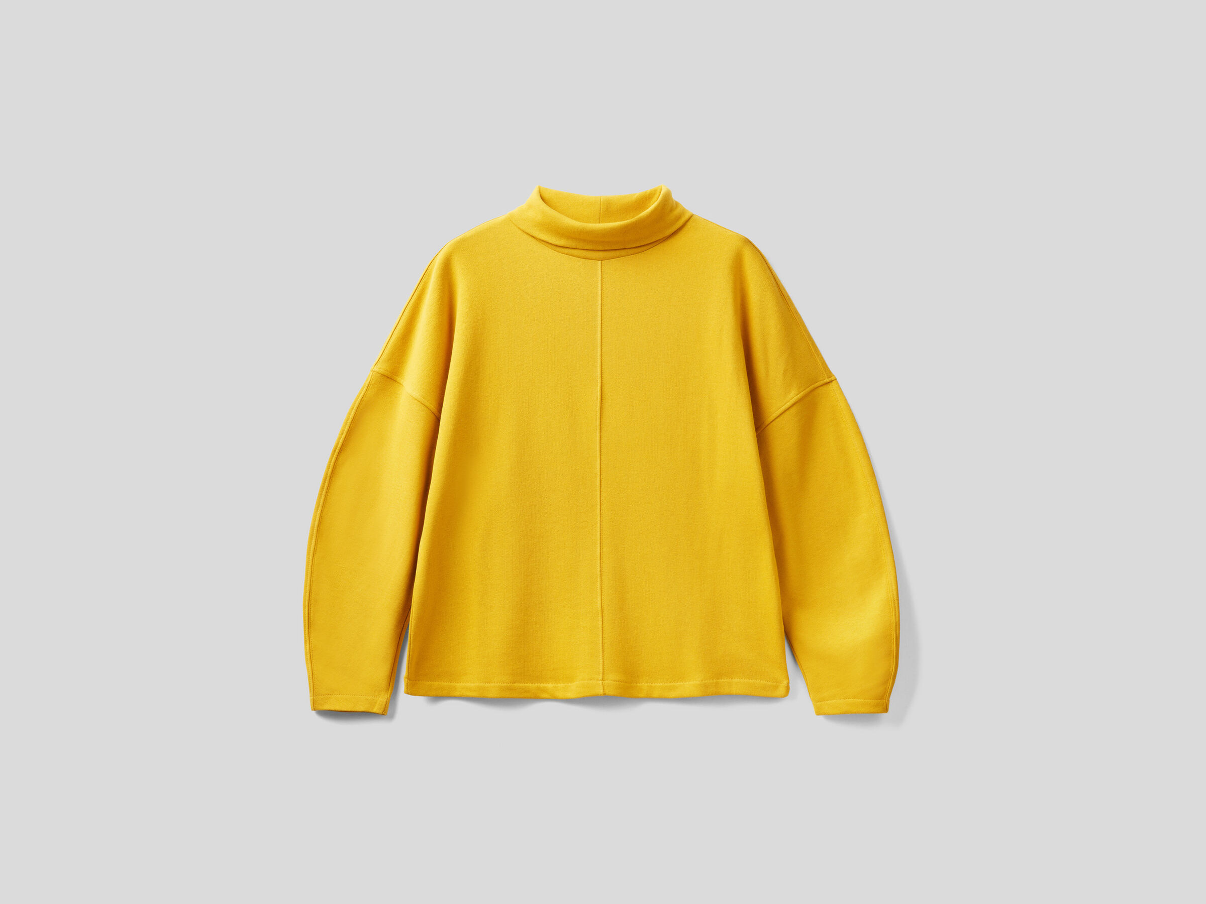 Wide sweatshirt with high collar image number 4