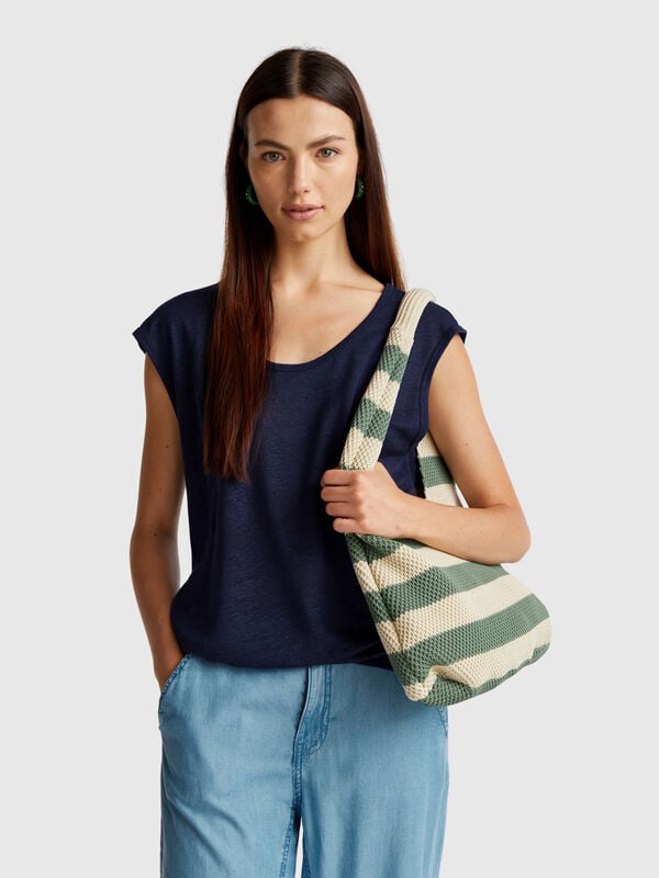 Wide neck t-shirt in pure linen Women