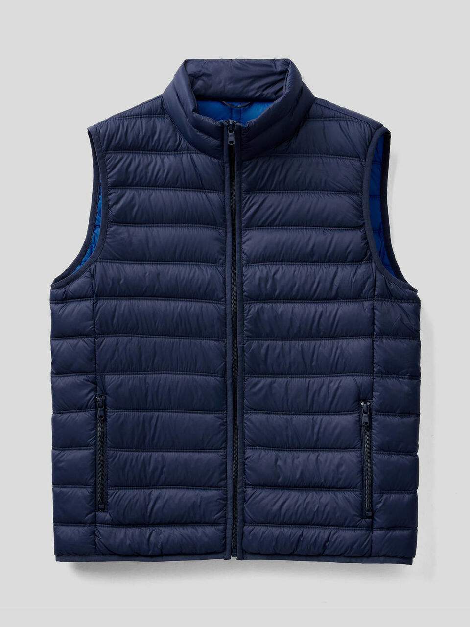 Lightweight sleeveless puffer jacket image number 1