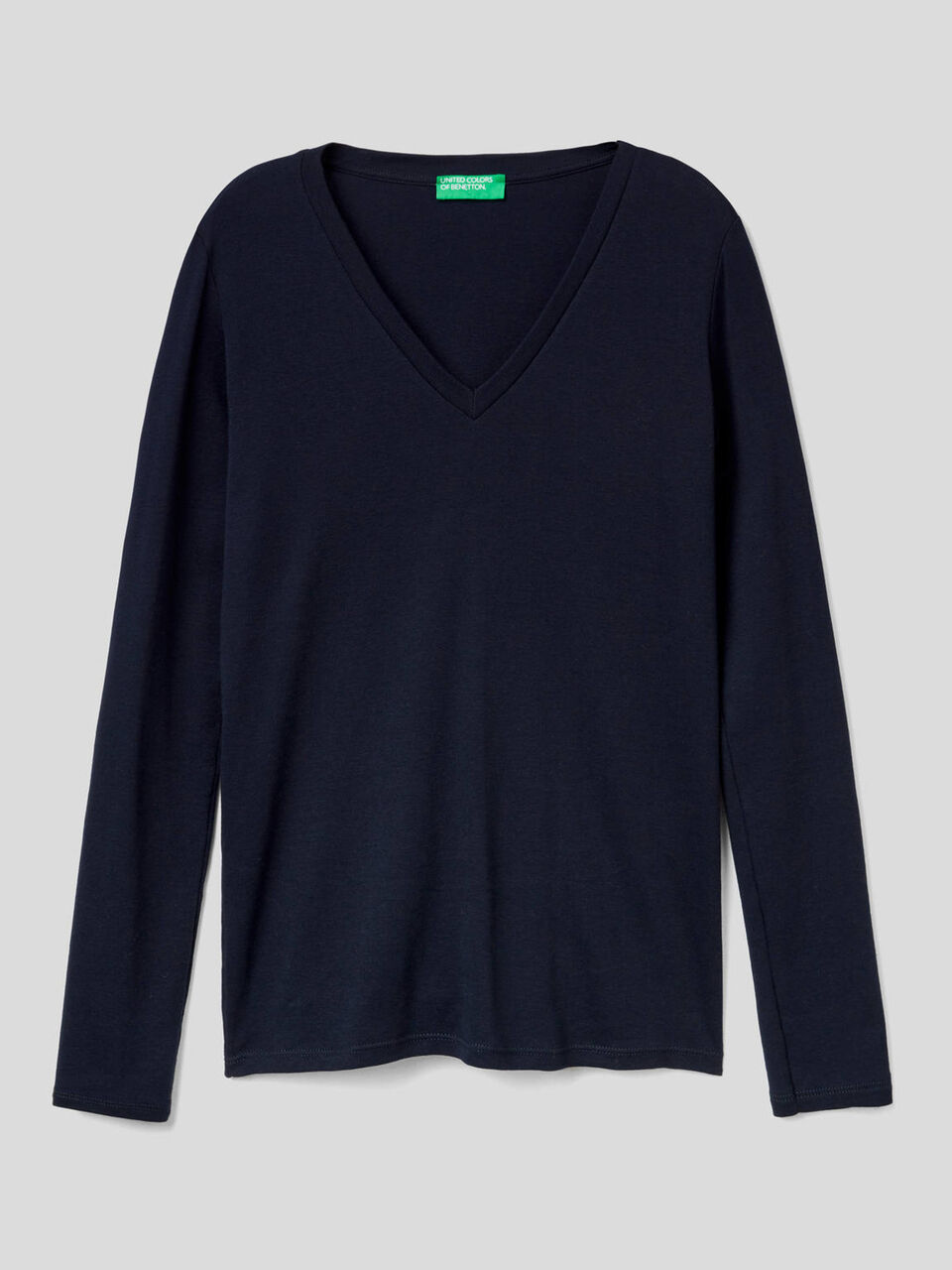 Long sleeve t-shirt with V-neck image number 1