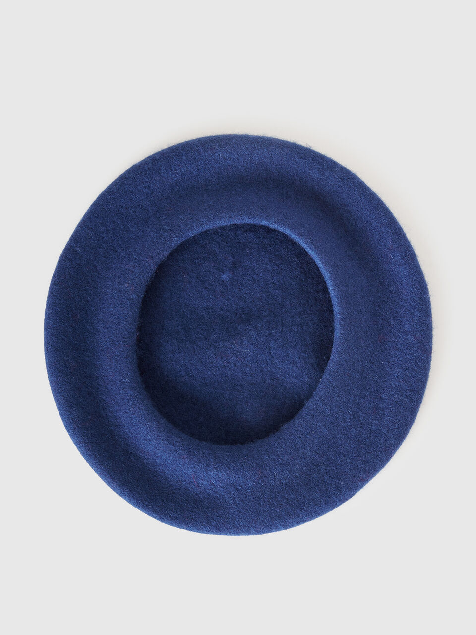 HAT Women image number null