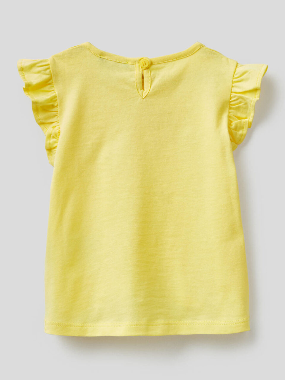 T-shirt with cap sleeves image number 2