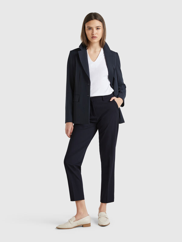 Flowy slim fit trousers Women