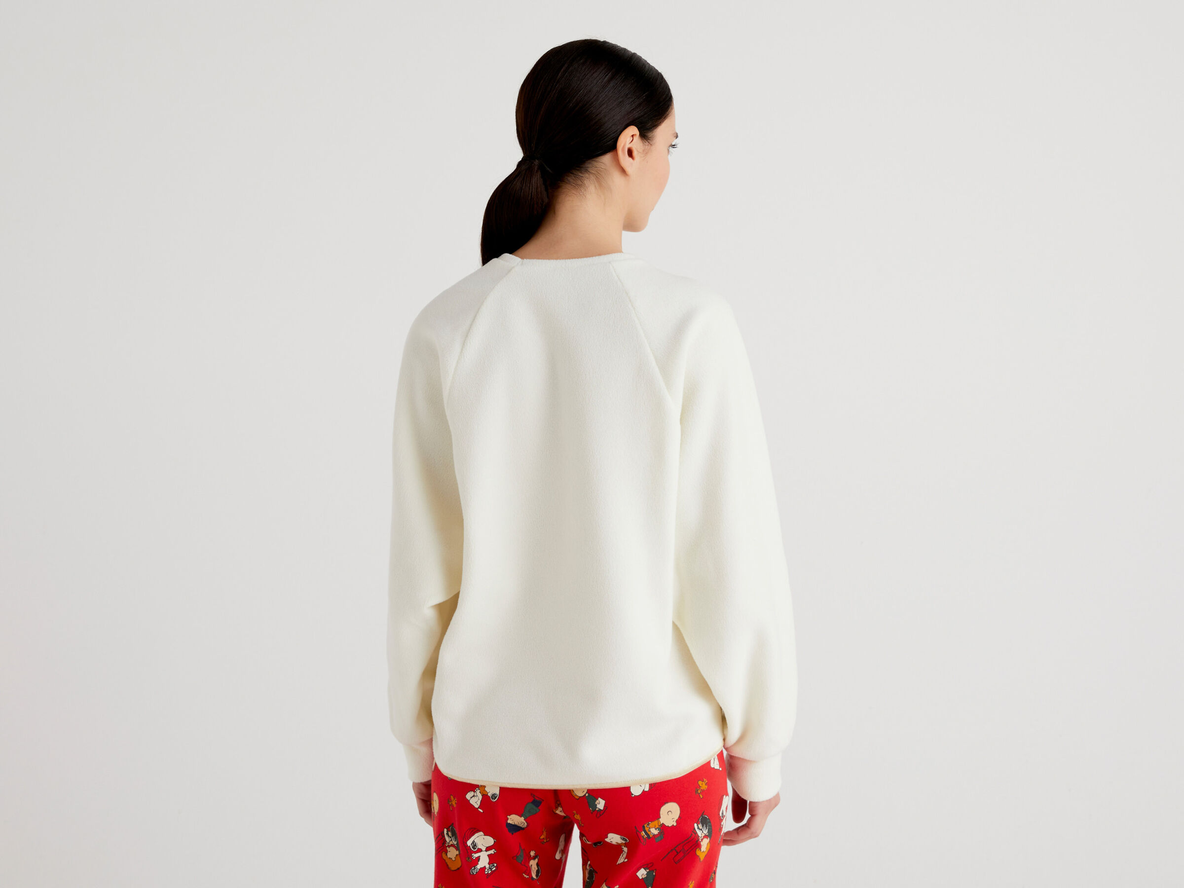 Snoopy Christmas sweater in fleece image number 2