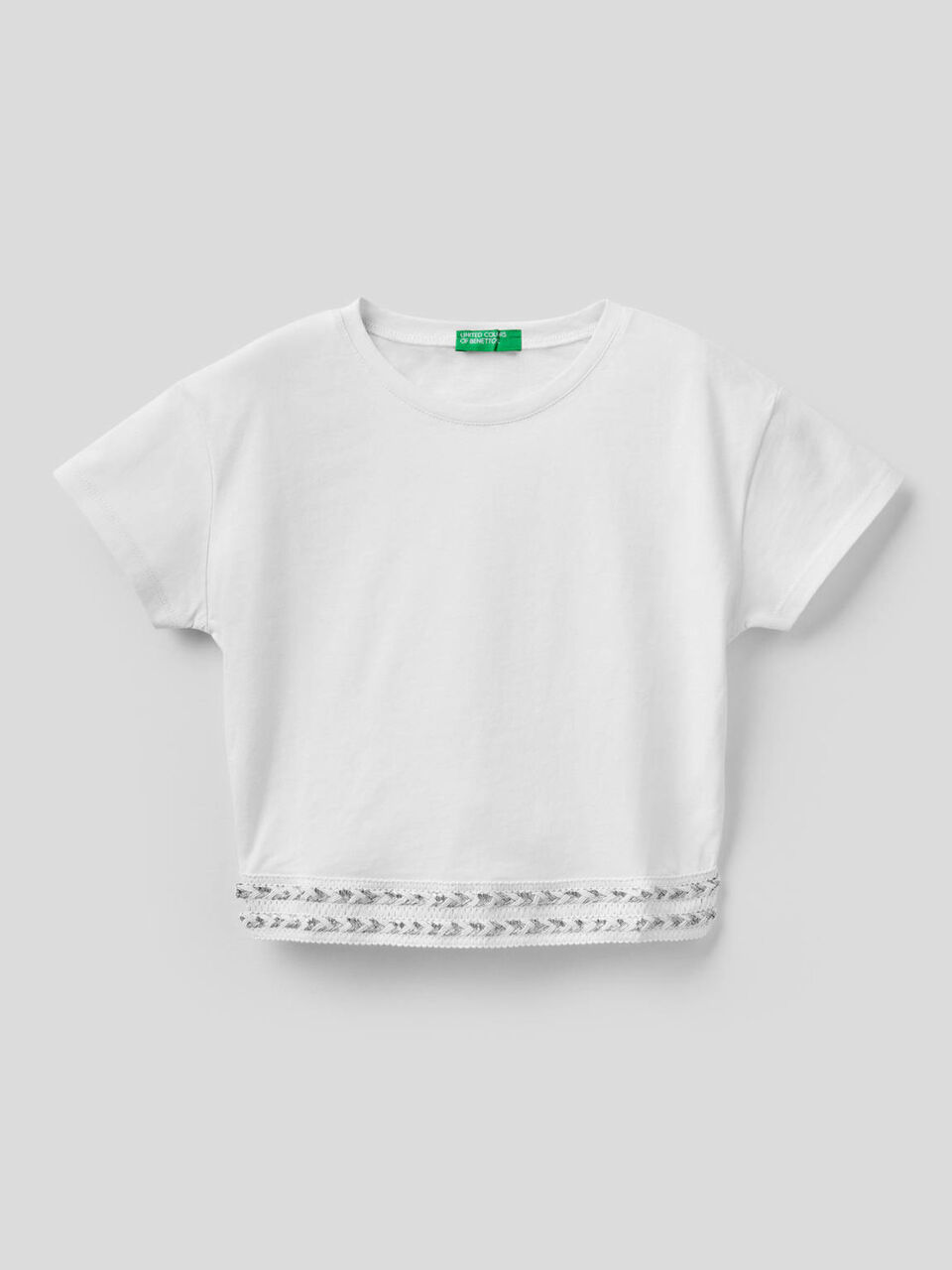 Cotton t-shirt with cropped pocket image number 1