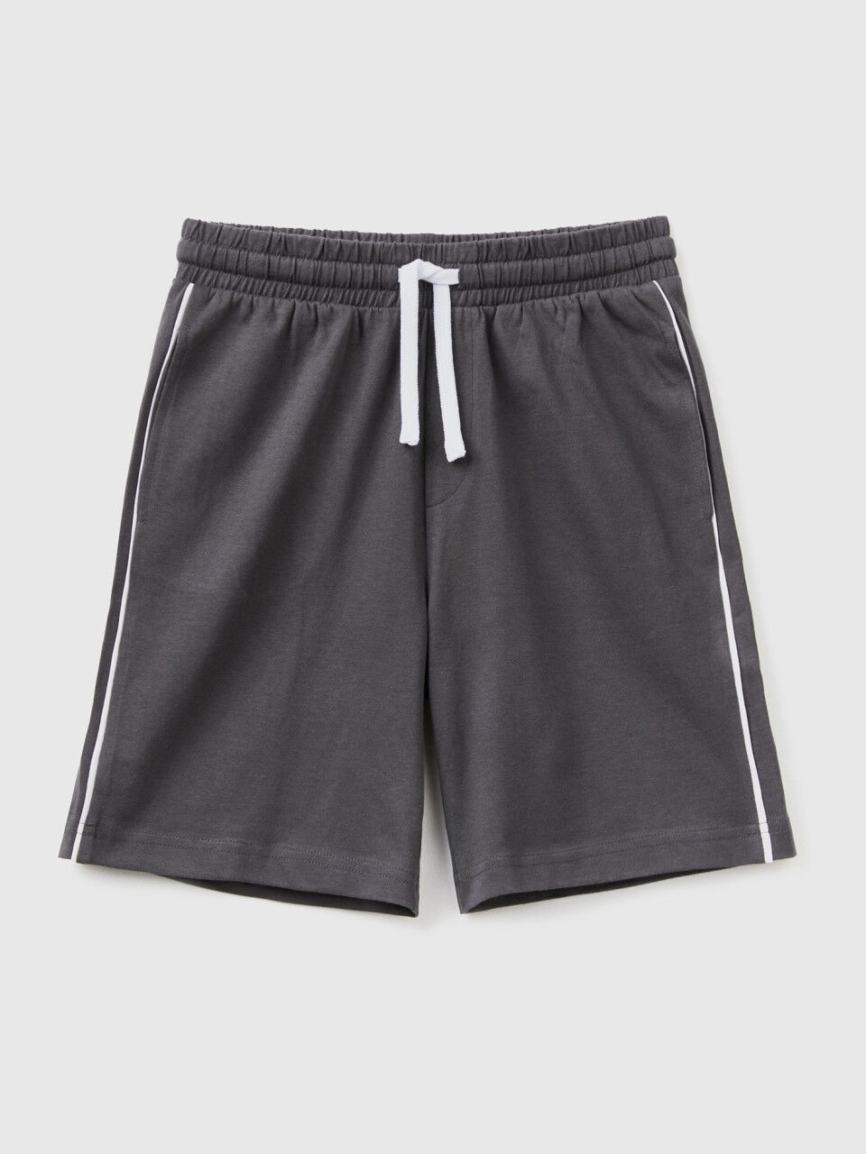 Regular fit bermudas with drawstring