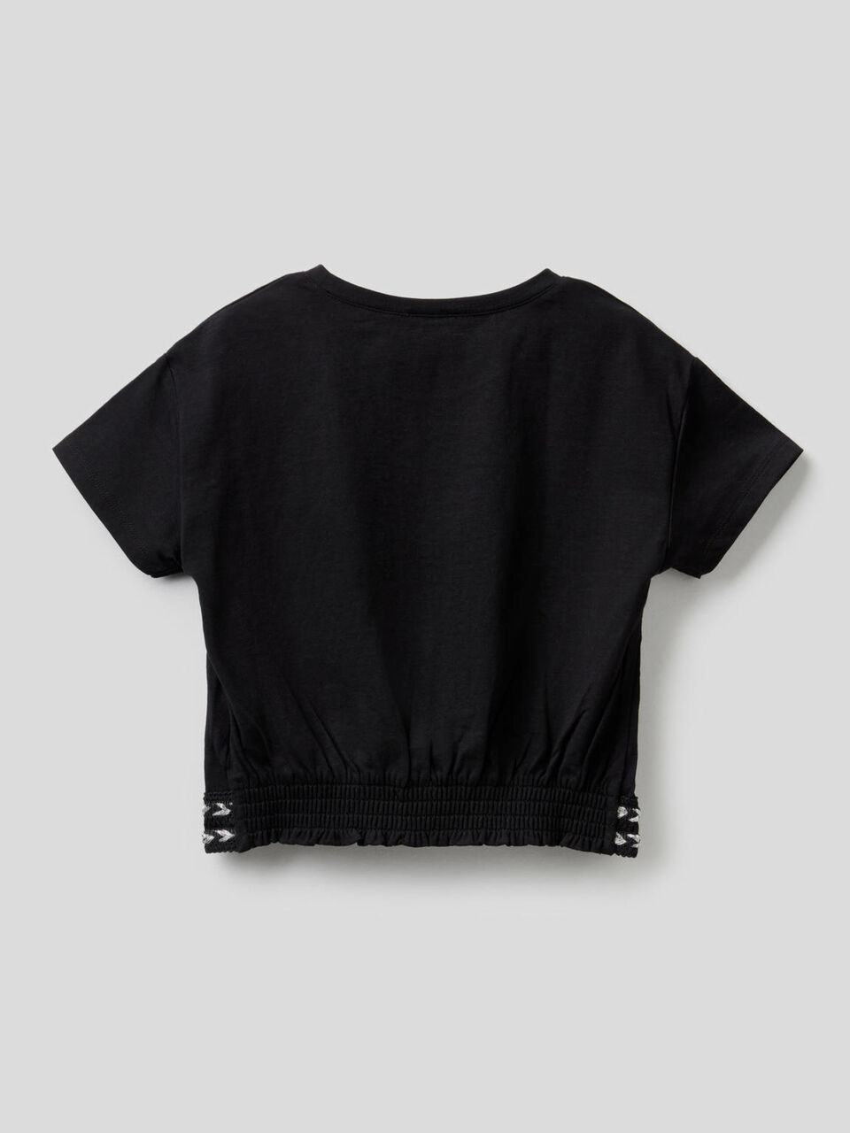 Cotton t-shirt with cropped pocket image number 2