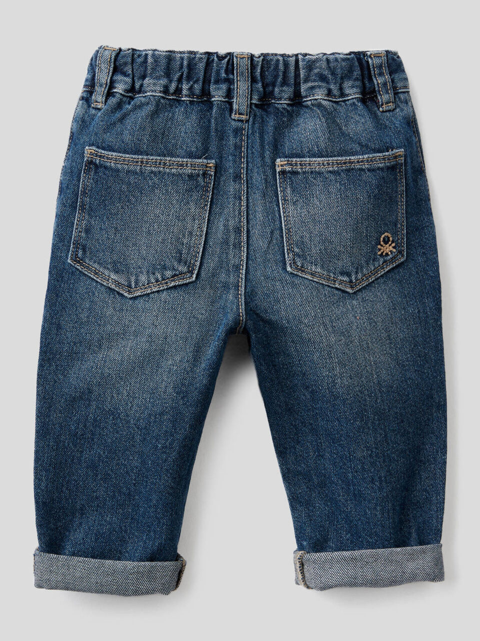Jeans with maxi pockets in 100% cotton image number 2