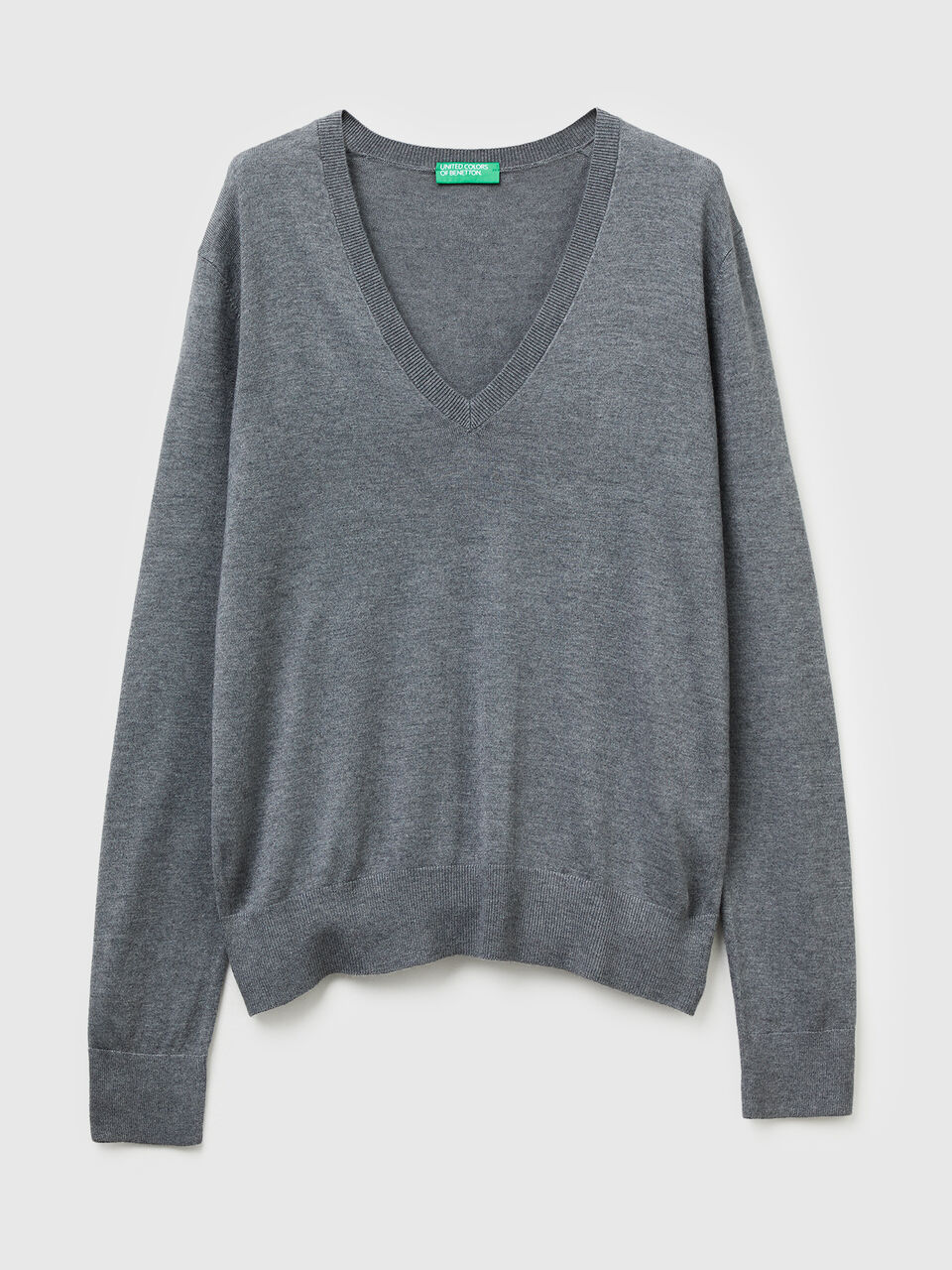 V NECK SWEATER L/S Women image number 1