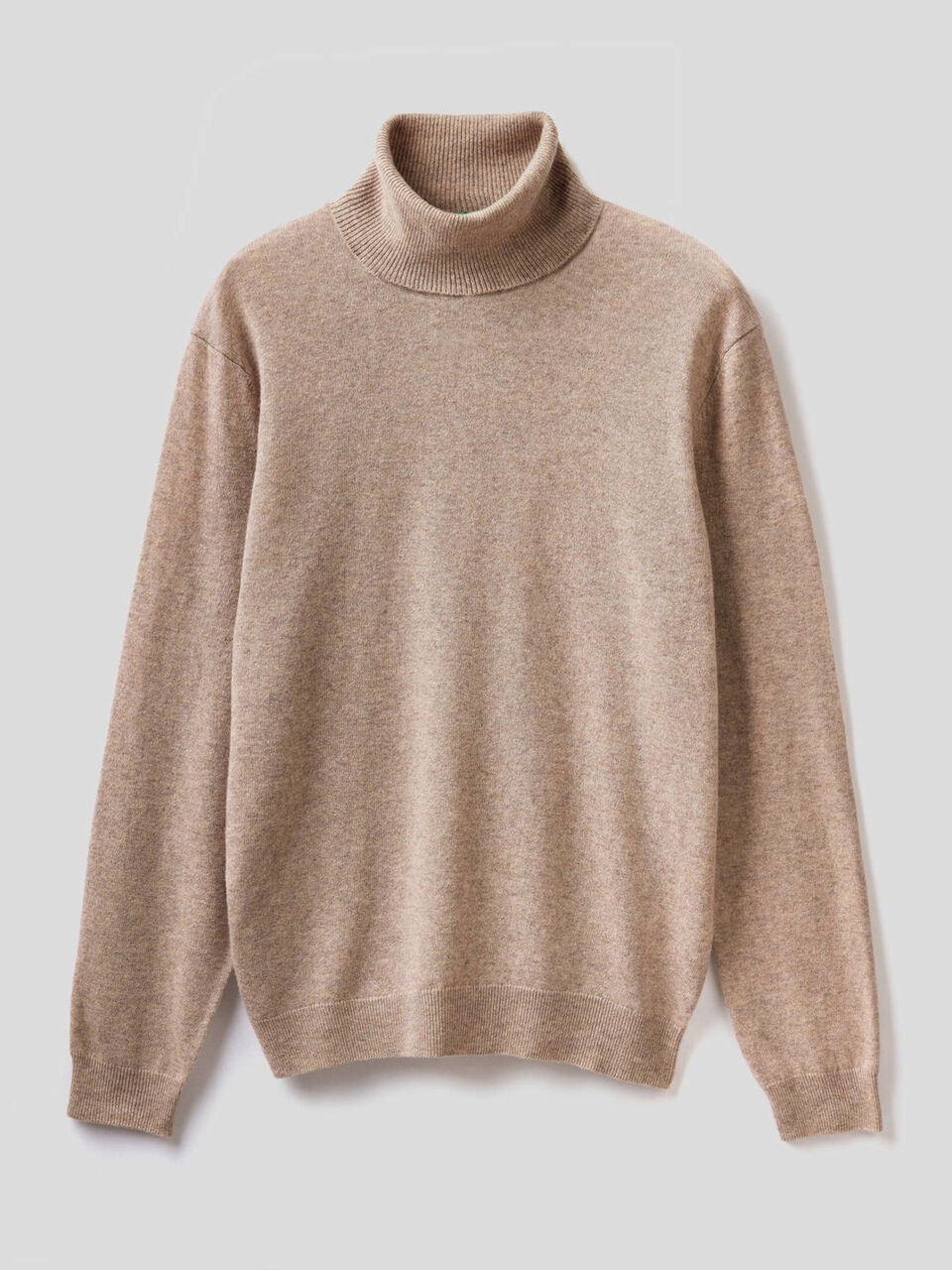 Turtleneck in pure virgin wool image number 1