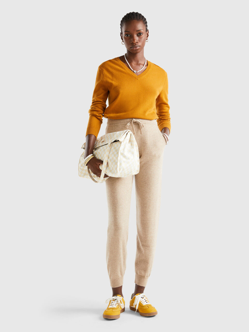 Cashmere best sale joggers women