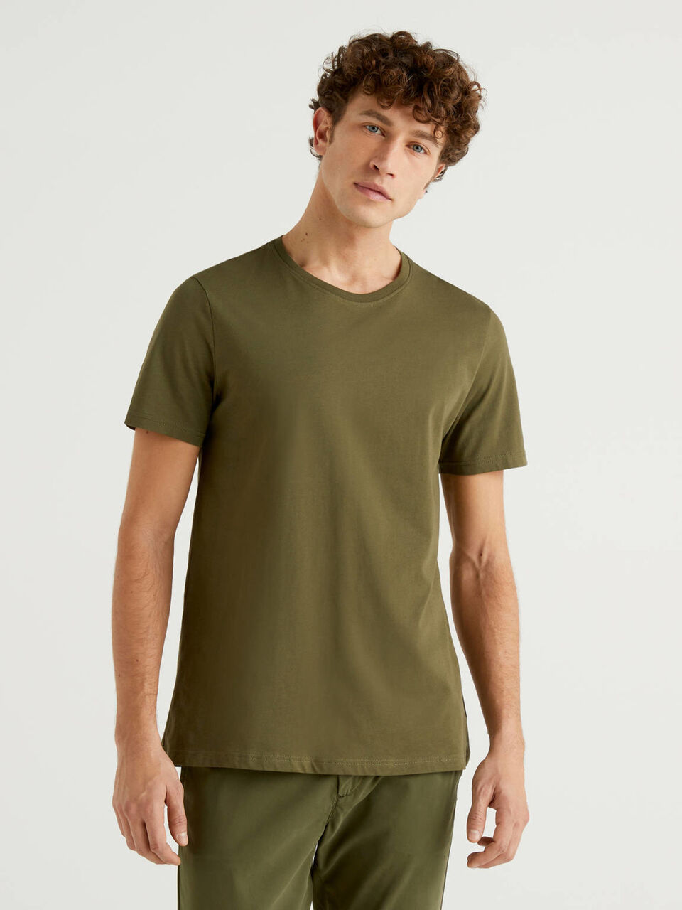 Customizable military green t-shirt