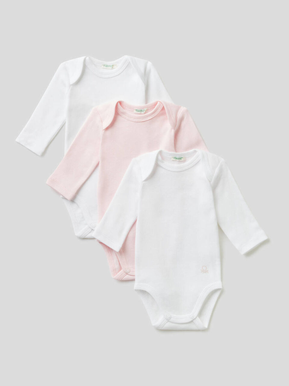 Three bodysuits in organic cotton image number 1