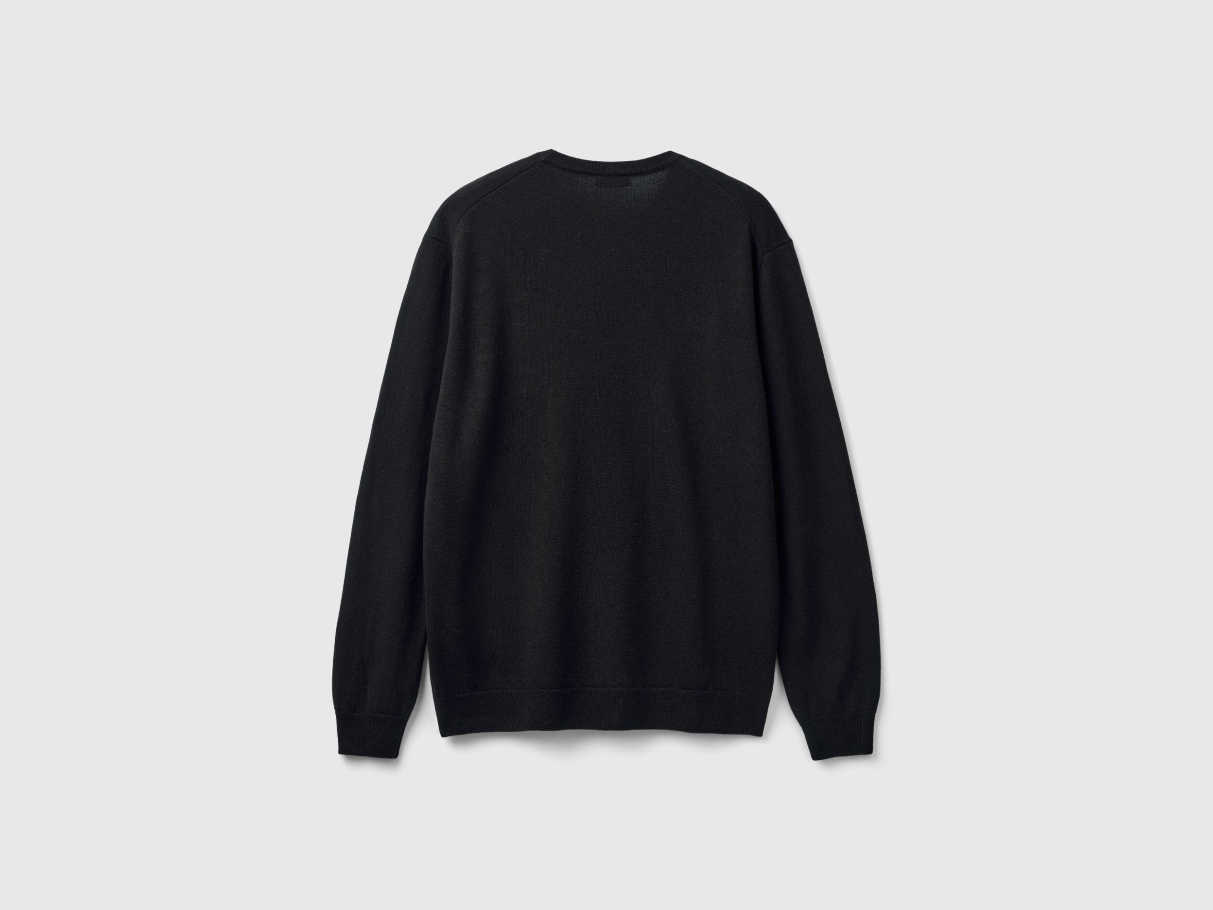 All black crew neck deals