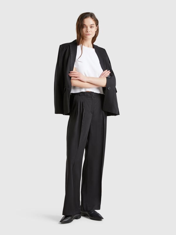 Wide flowy trousers Women