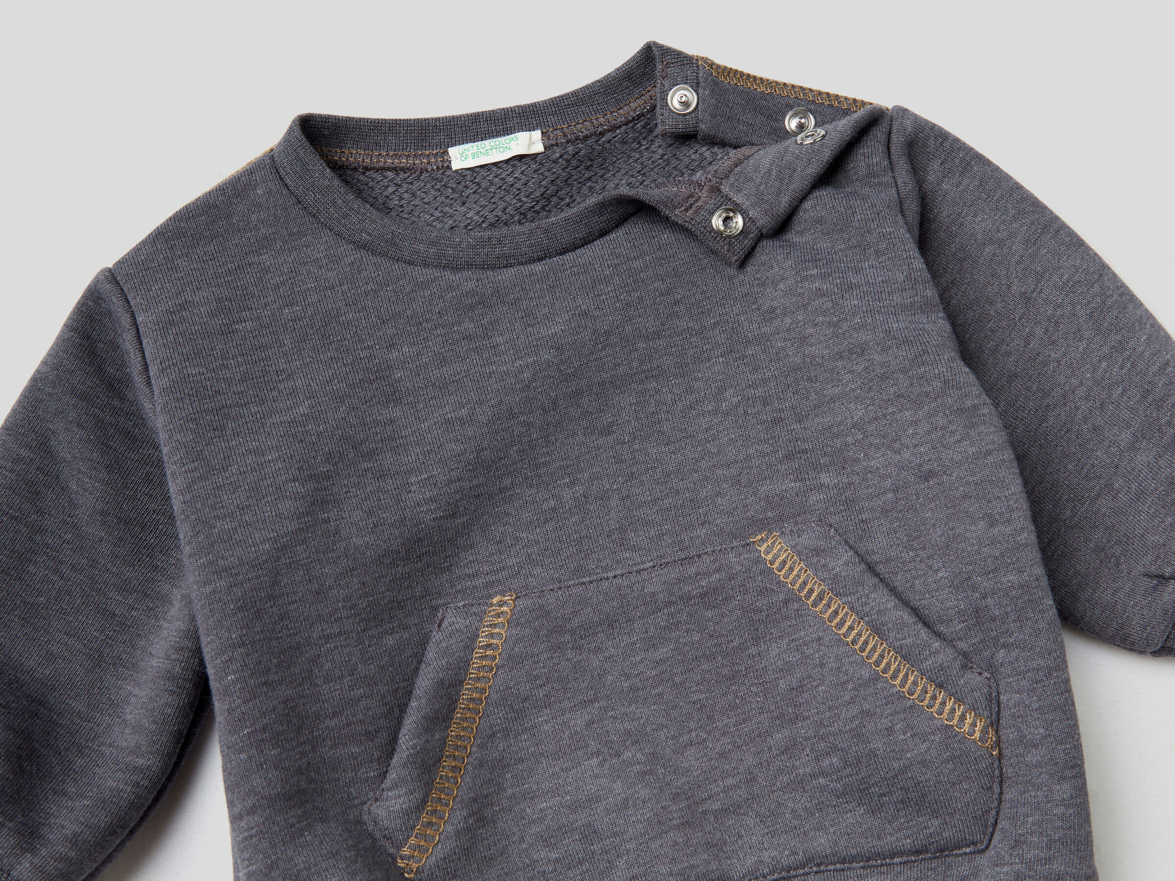 Warm sweatshirt with kangaroo pocket image number 2