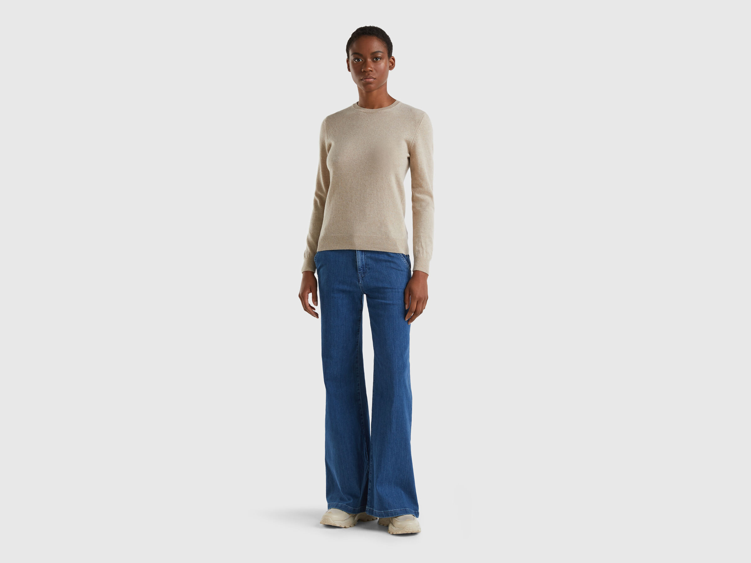 Crew neck sweater in pure virgin wool image number 3