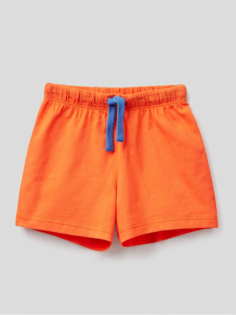 Tank top and shorts set image number 2