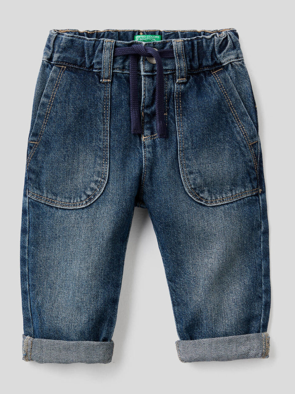 Jeans with maxi pockets in 100% cotton image number 1