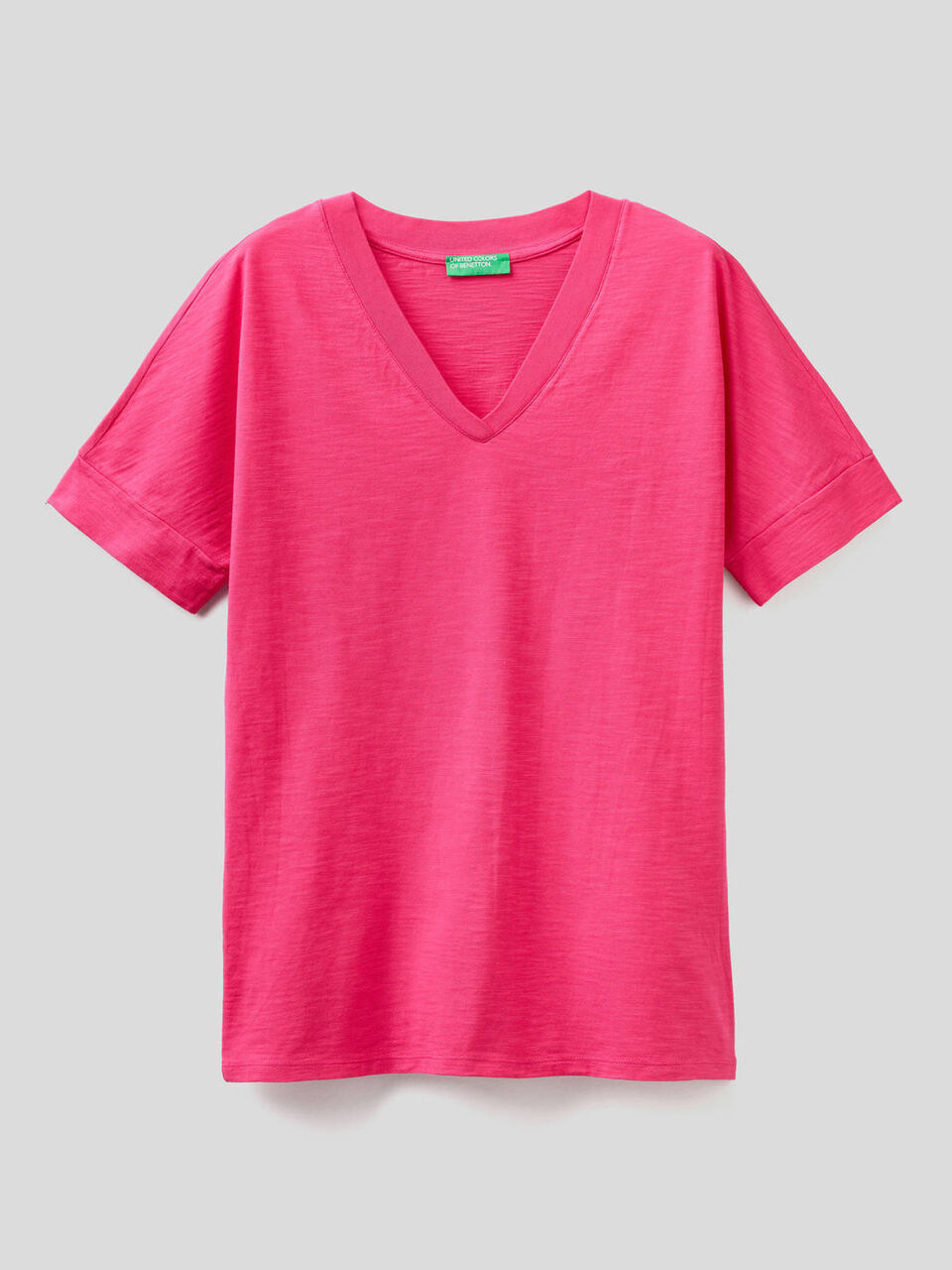 100% cotton t-shirt with V-neck image number 1