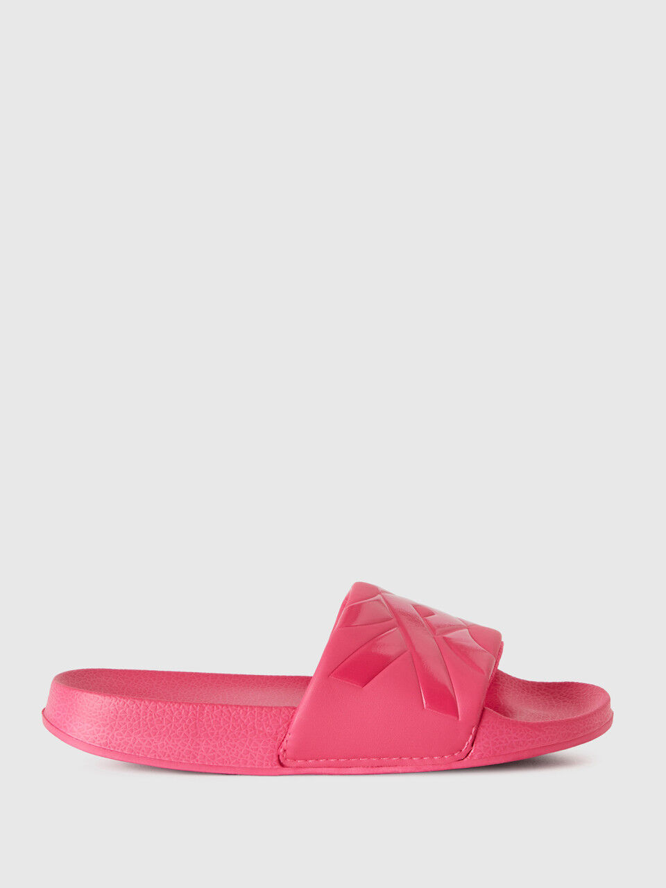 Fuchsia slippers with logo
