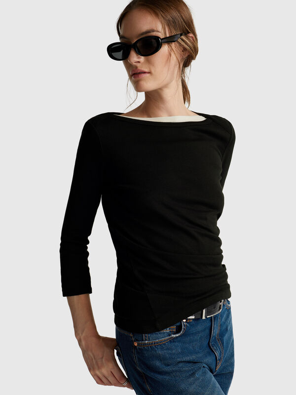 T-shirt with boat neck Women