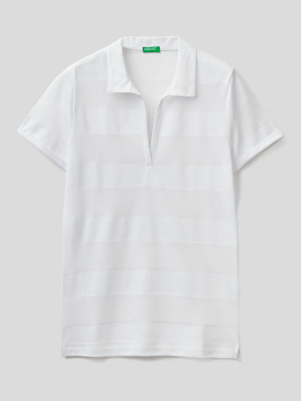 Polo with V-neck image number 1