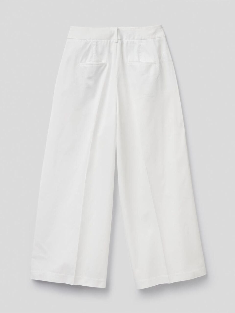 Wide leg trousers with pleats image number 2