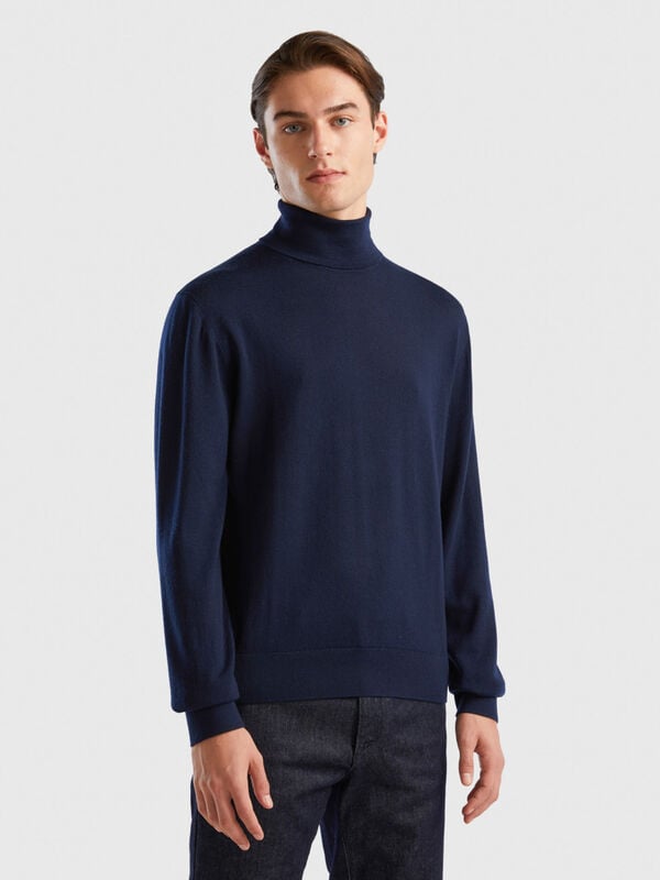 Turtleneck in pure Merino wool Men