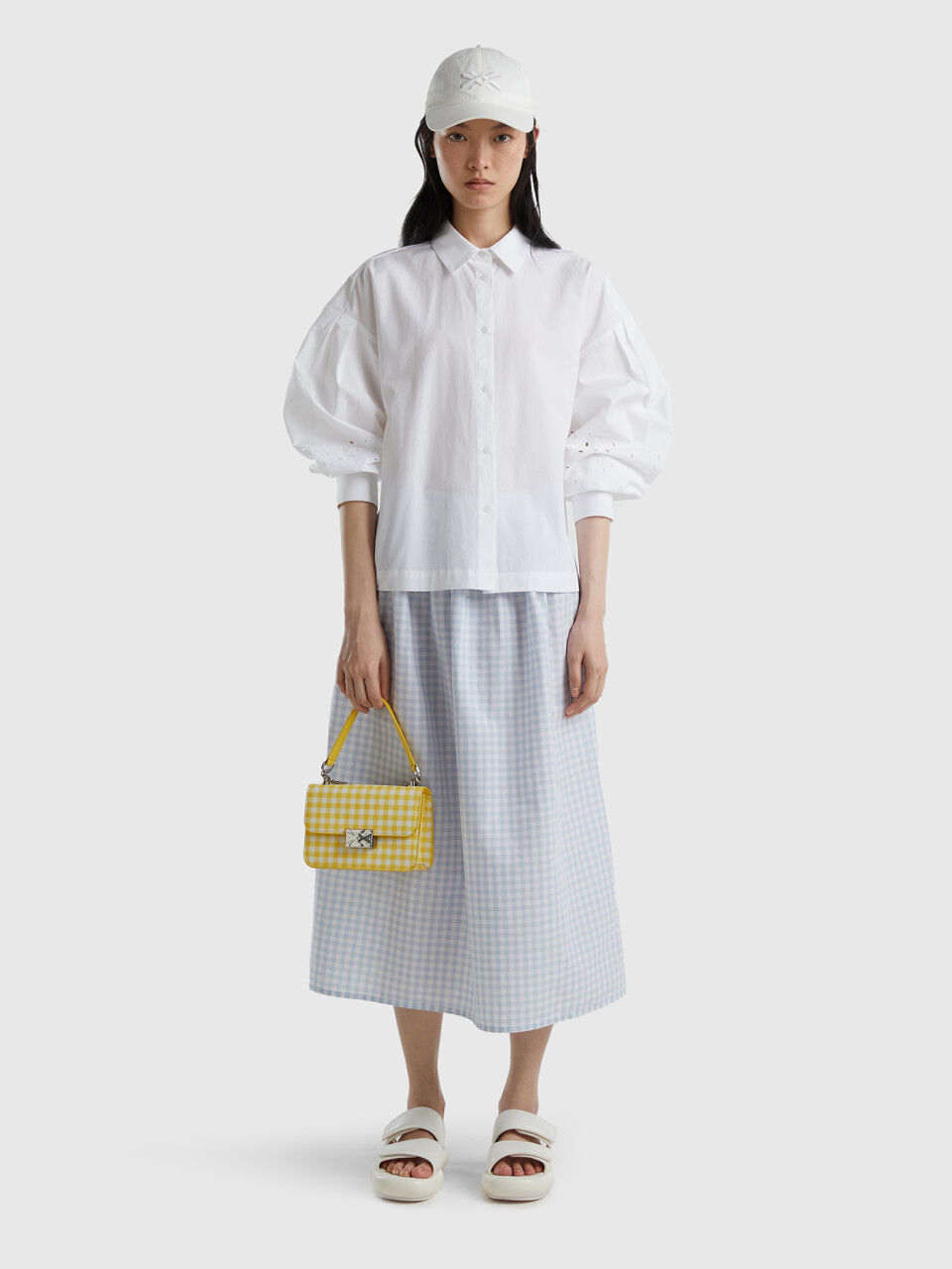 Shirt with broderie anglaise sleeves