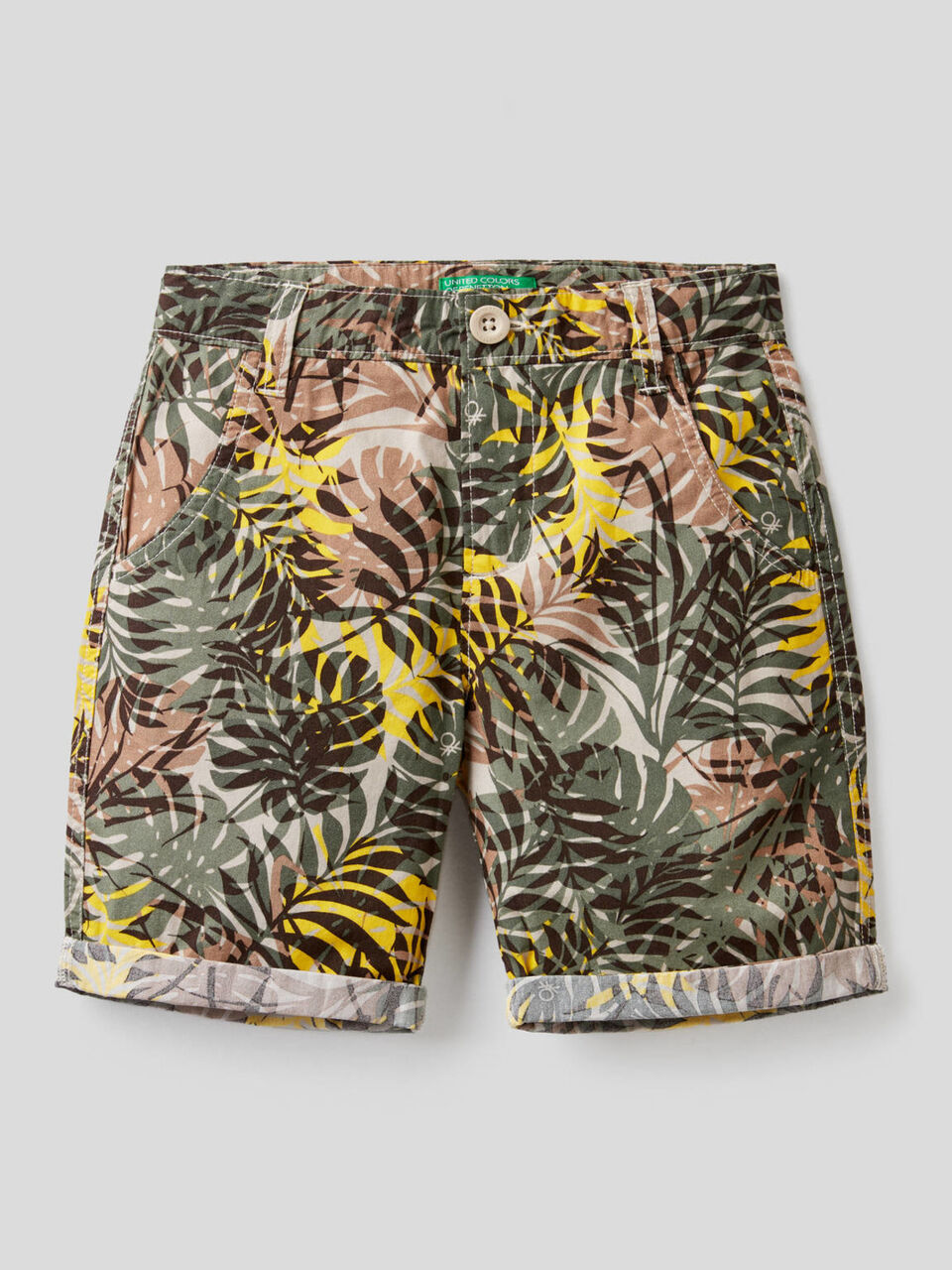 Leaf print bermudas with turn-up image number 1