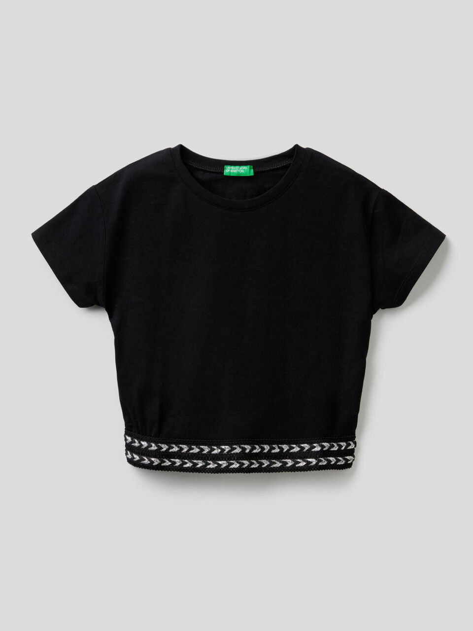 Cotton t-shirt with cropped pocket image number 1