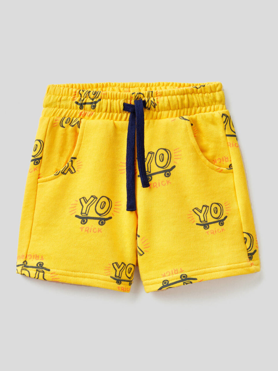 Bermudas in 100% cotton sweat image number 1