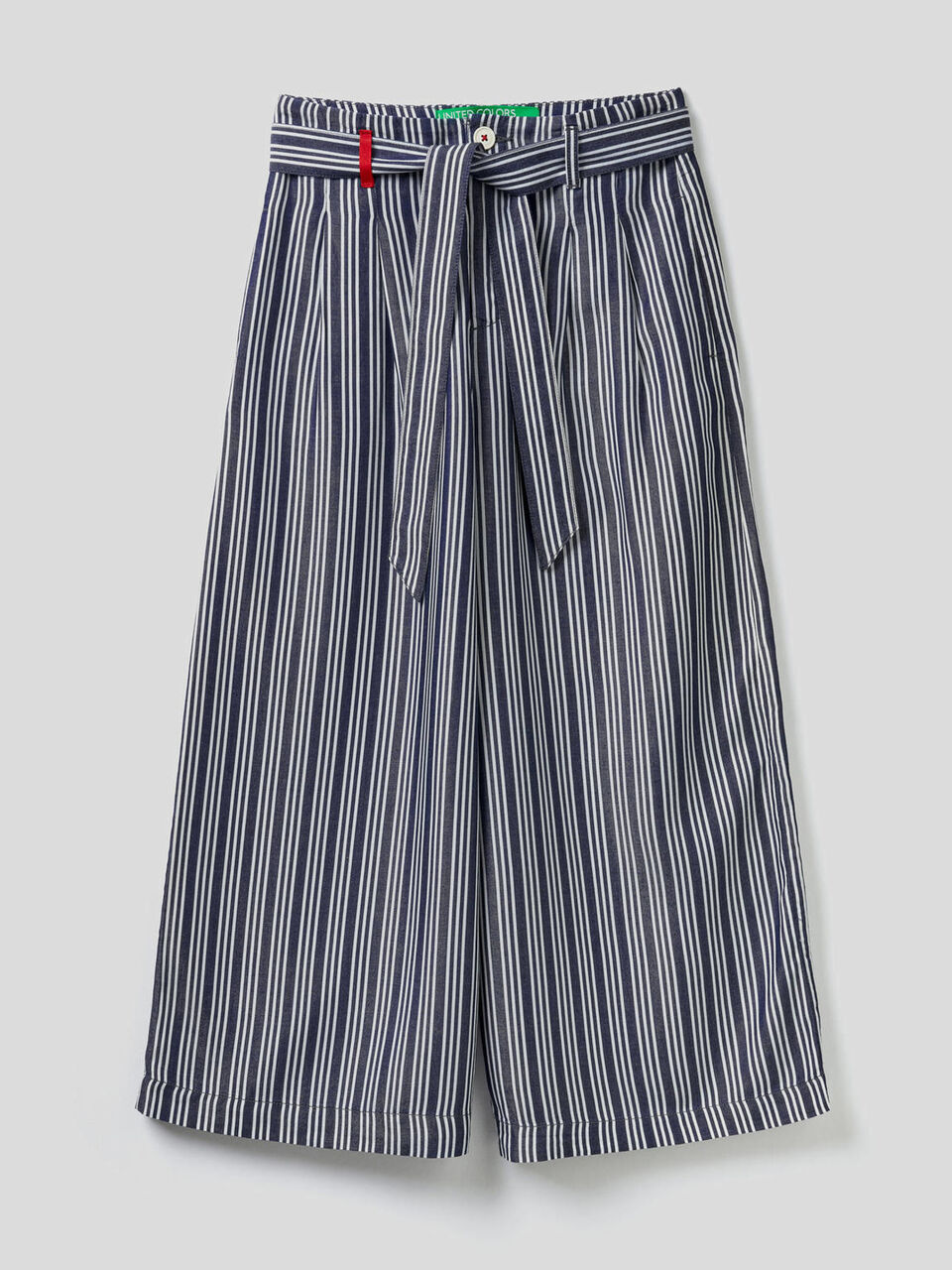 Wide trousers with belt Women image number 1