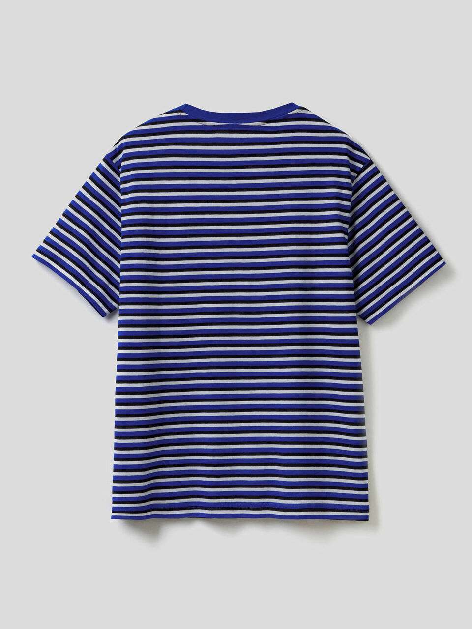 Striped t-shirt with clashing pocket image number 2